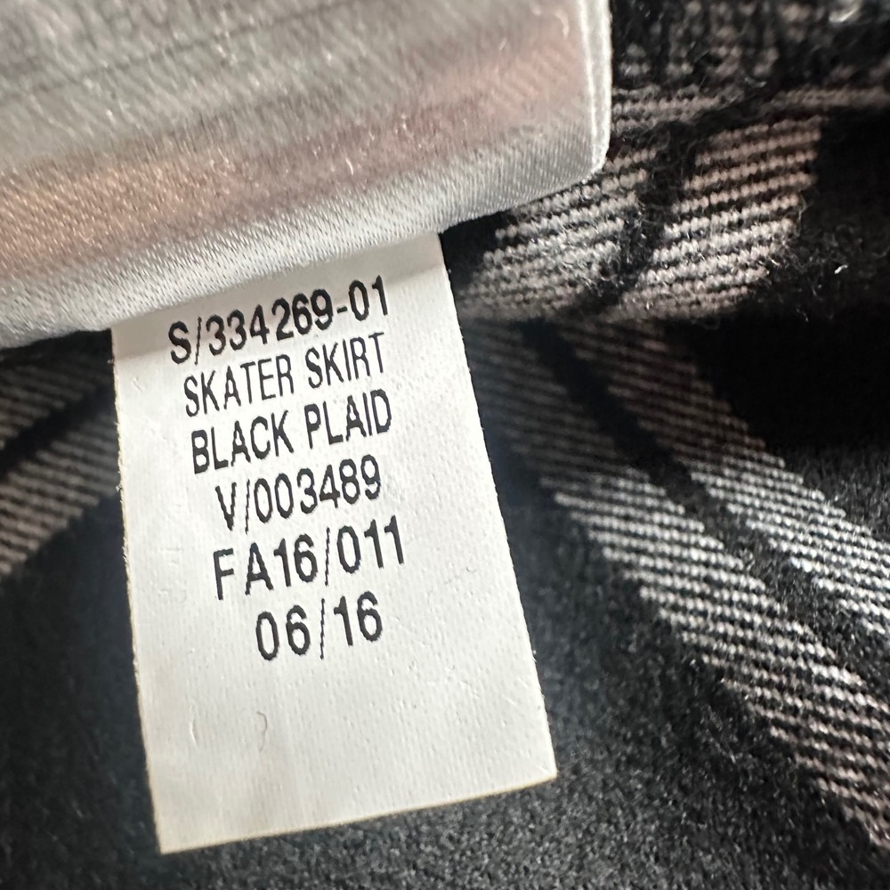 Old Navy Skater Skirts Black Plaid Green Plaid Size 0 Schoolgirl Academic - Picture 6 of 10